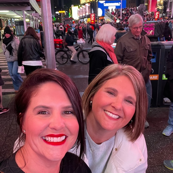 Meet your Posher, Amber - Picture 3 of 4